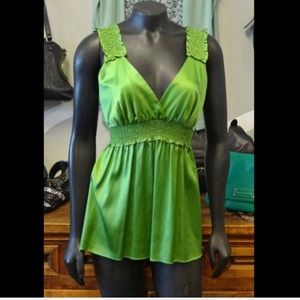 BCBG MAXAZRIA YELLOW EMPIRE TOP BLOUSE SIZE M